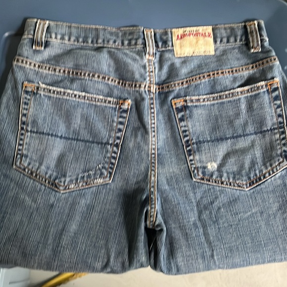 AEROPOSTALE DISTRESSED BLUE JEANS 32 x 30” straight leg - Picture 8 of 14